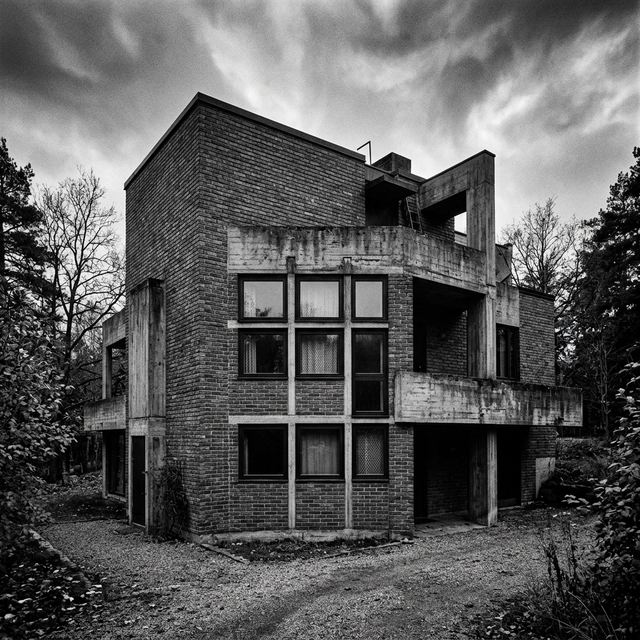 Villa Göth, Uppsala, Sweden - Early application of the term Nybrutalism